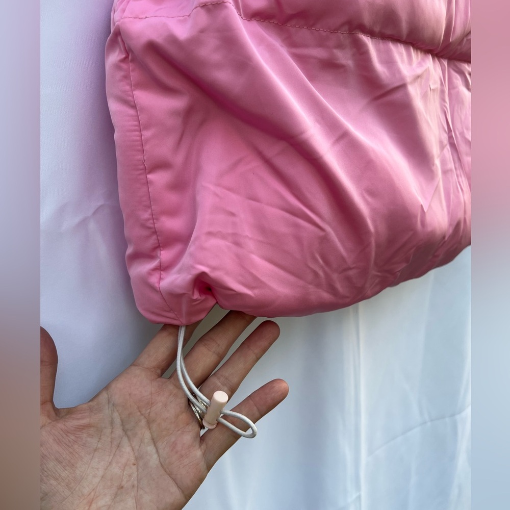 New In pink Puffer vest. NWT - Picture 5 of 11